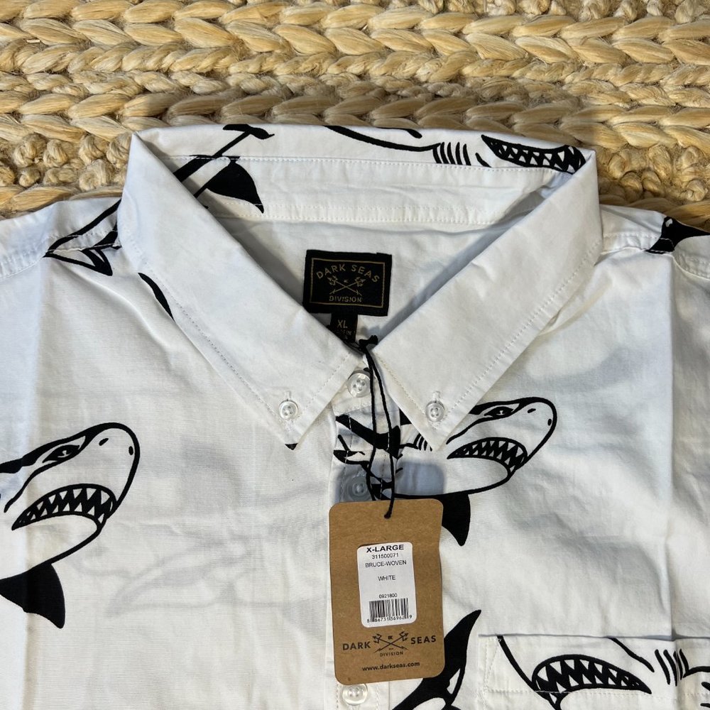 Dark Seas Bruce Shirt - Picture 4 of 6